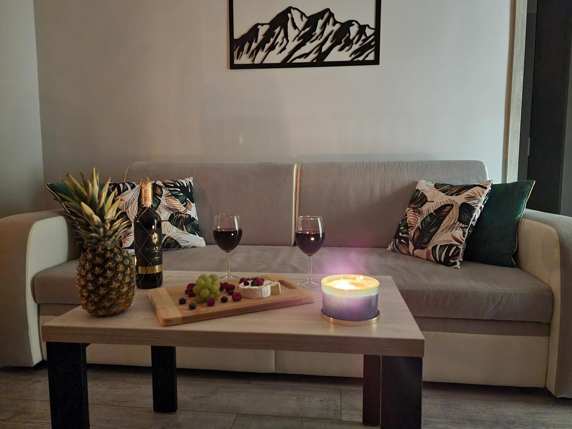 Apartment 66 Mrowka